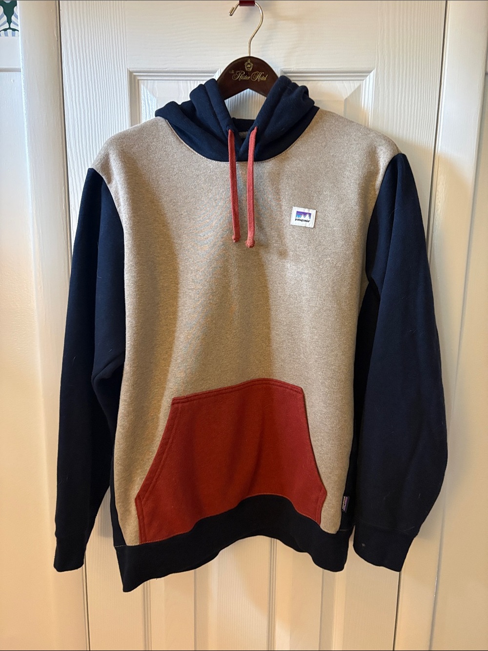 Patagonia Two-Tone Pullover Hoodie in Navy, Beige & Rust.  Like new.  Large